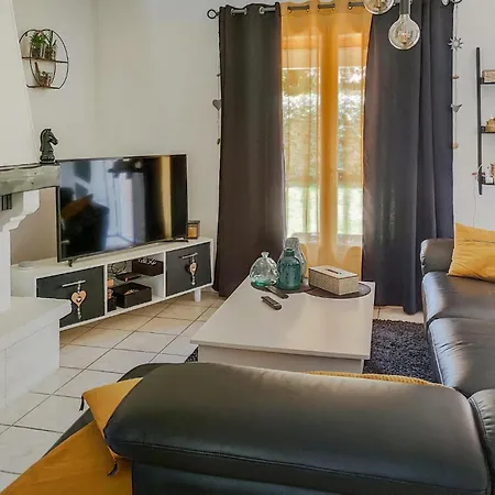 2 Bedroom In *