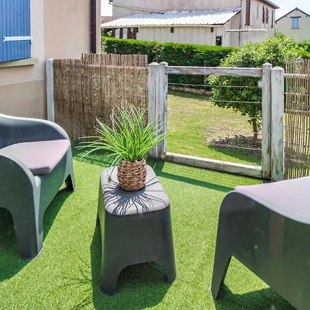 2 Bedroom In