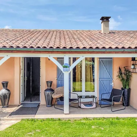 Holiday home 2 Bedroom In Lachapelle-Auzac